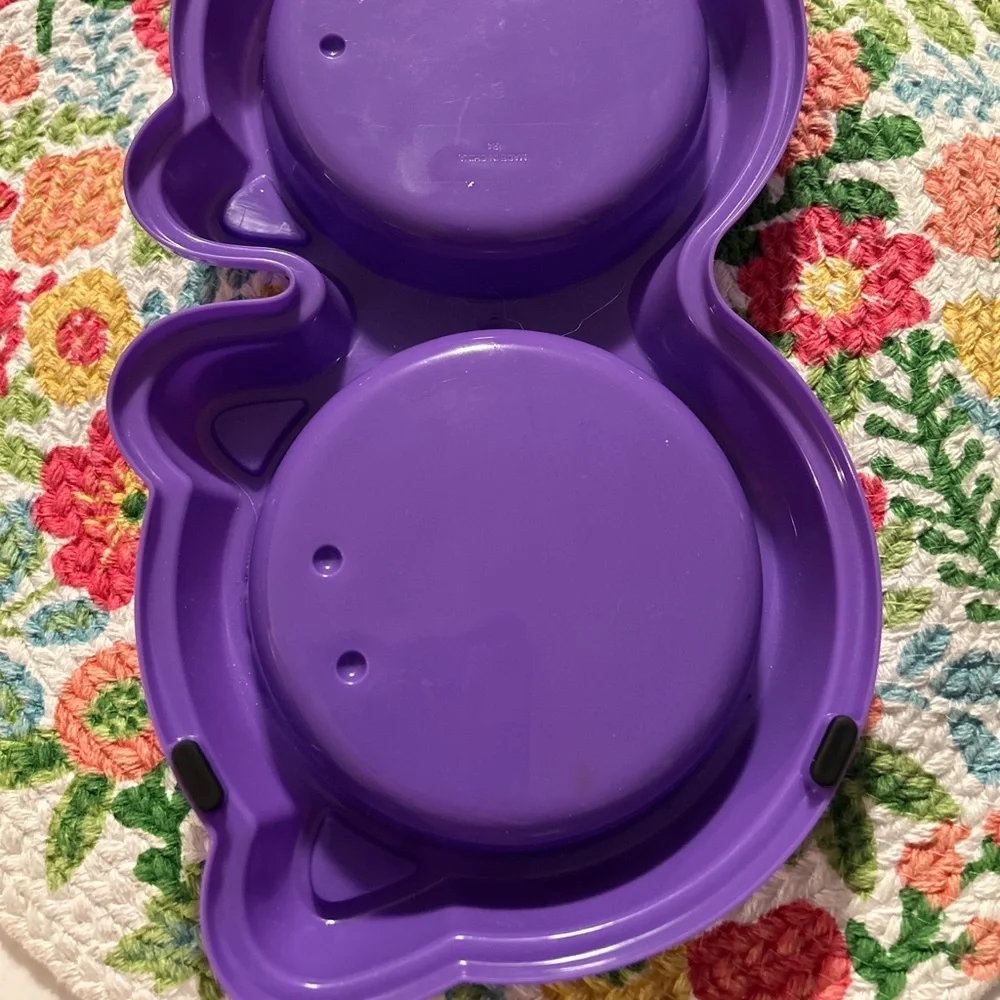 N/A pet bowl